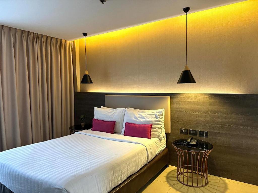 Home Crest Hotel Davao City Exteriér fotografie